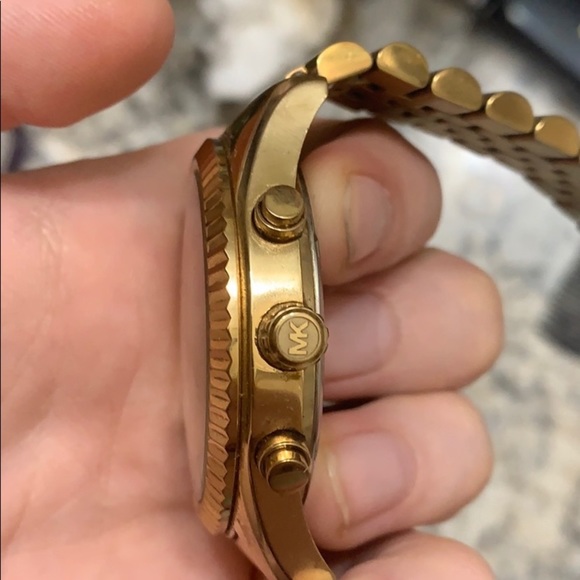 Men’s oversized watch - Picture 4 of 6